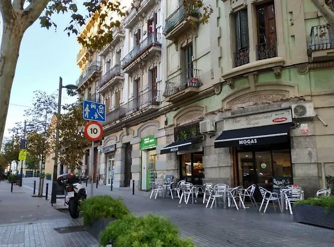 Apartament Penthouse Pza Espana - 4th Floor *